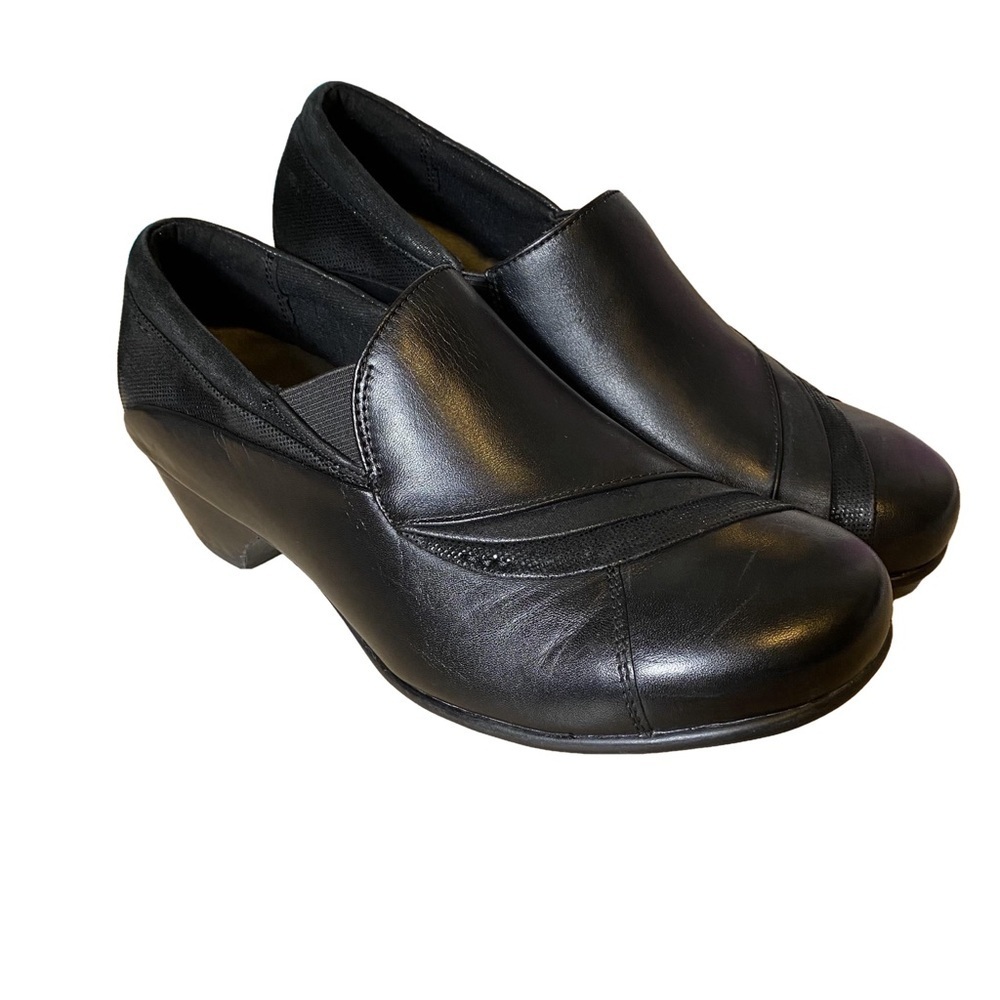 Aravon Women’s Provence Asymmetrical Slip On Black Leather Pump Size 8